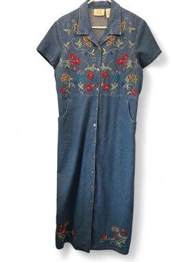 Field Manor Vintage 90s Women's Blue Denim Maxi Dress with Floral Embroidery